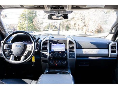 Certified 2017 Ford F250 Lariat w/ Chrome Package image 13