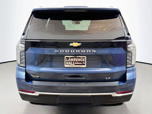 Certified 2026 Chevrolet Suburban LT w/ Comfort Package AWD/4WD image 5
