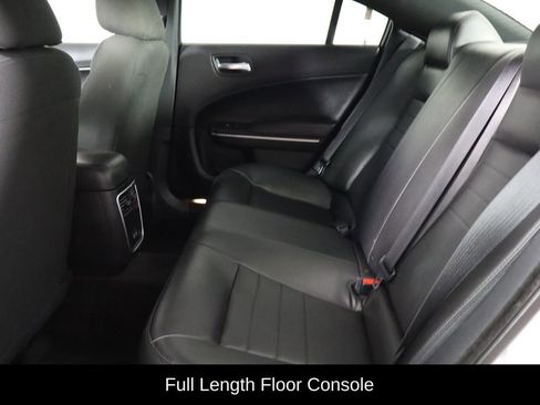 Used 2019 Dodge Charger Police w/ Street Appearance Group image 16