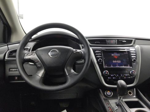 Used 2019 Nissan Murano S FWD image 22