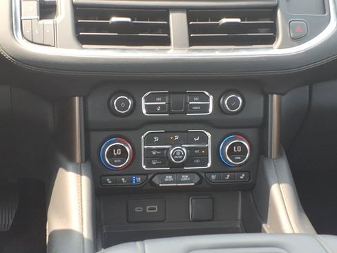 Used 2023 Chevrolet Tahoe High Country AWD/4WD image 17