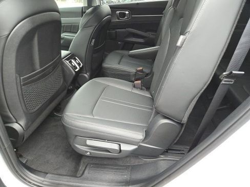 Used 2026 Kia Sorento SX AWD/4WD image 17