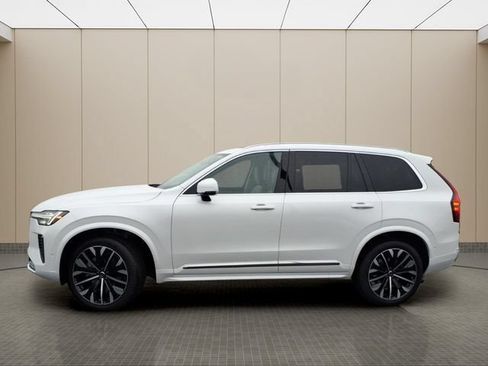 New 2026 Volvo XC90 B6 Ultra w/ Protection Package AWD/4WD image 5