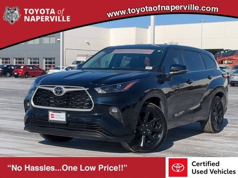 Certified 2023 Toyota Highlander LE image 1