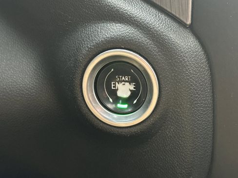 Used 2020 GMC Sierra 3500 Denali w/ Denali Ultimate Package image 34