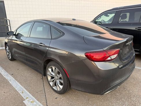 Used 2015 Chrysler 200 S w/ Comfort Group image 6