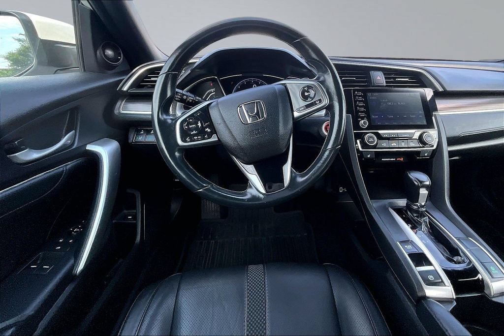 Used 2019 Honda Civic Touring image 5