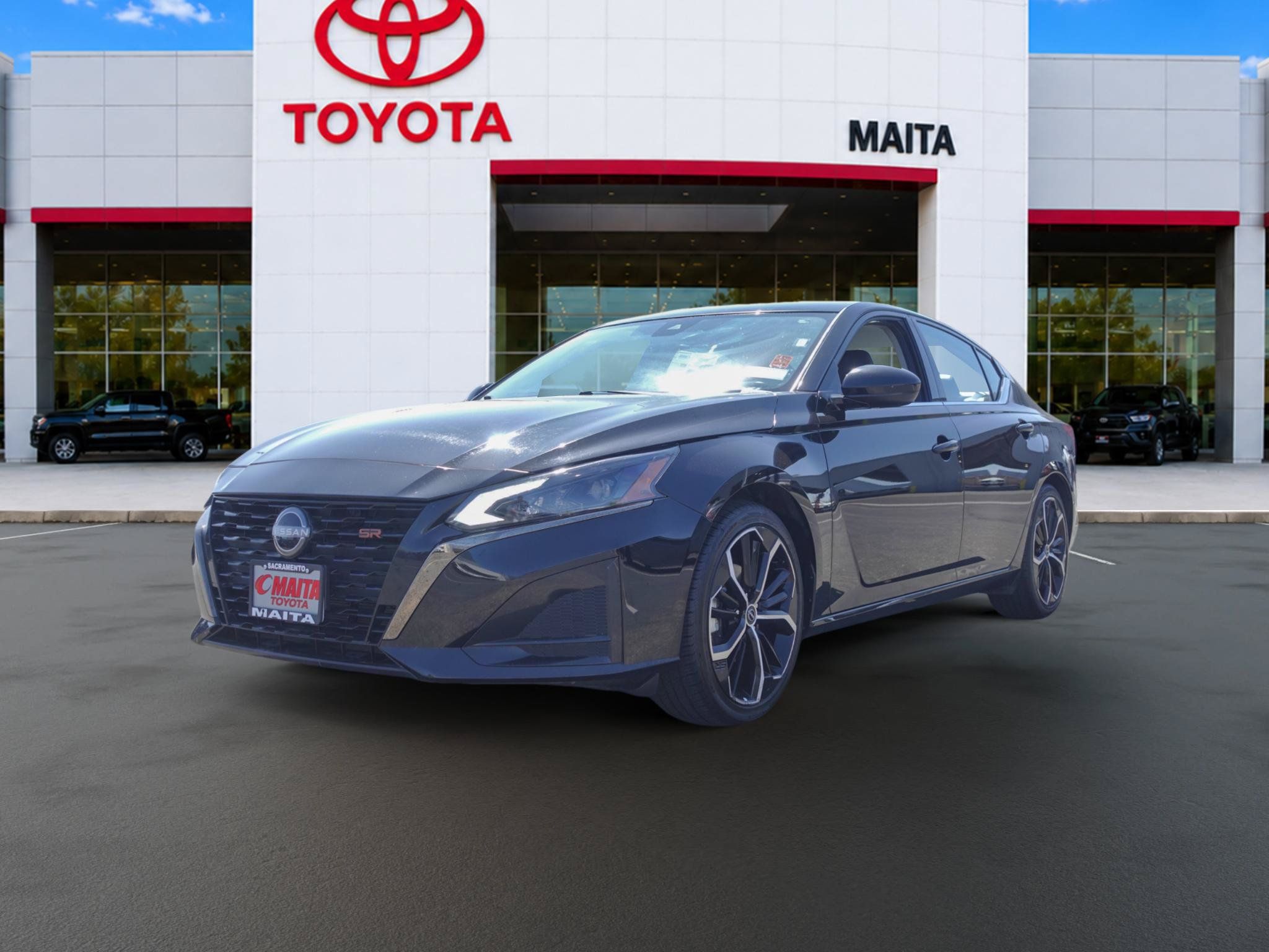 Used 2025 Nissan Altima 2.5 SR FWD image 7