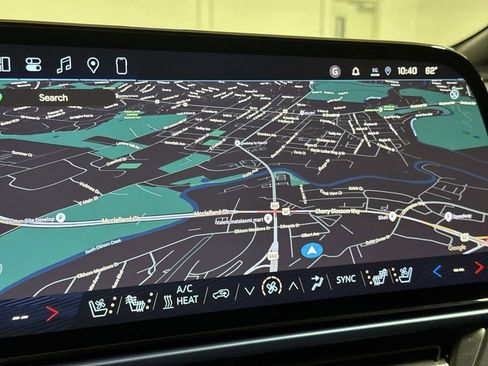 New 2026 Chevrolet Equinox EV LT w/ Convenience Package II image 14