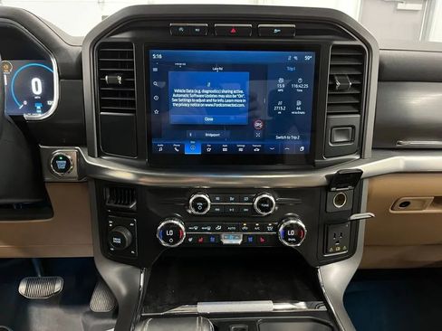 Used 2021 Ford F150 Lariat w/ Equipment Group 502A High AWD/4WD image 16