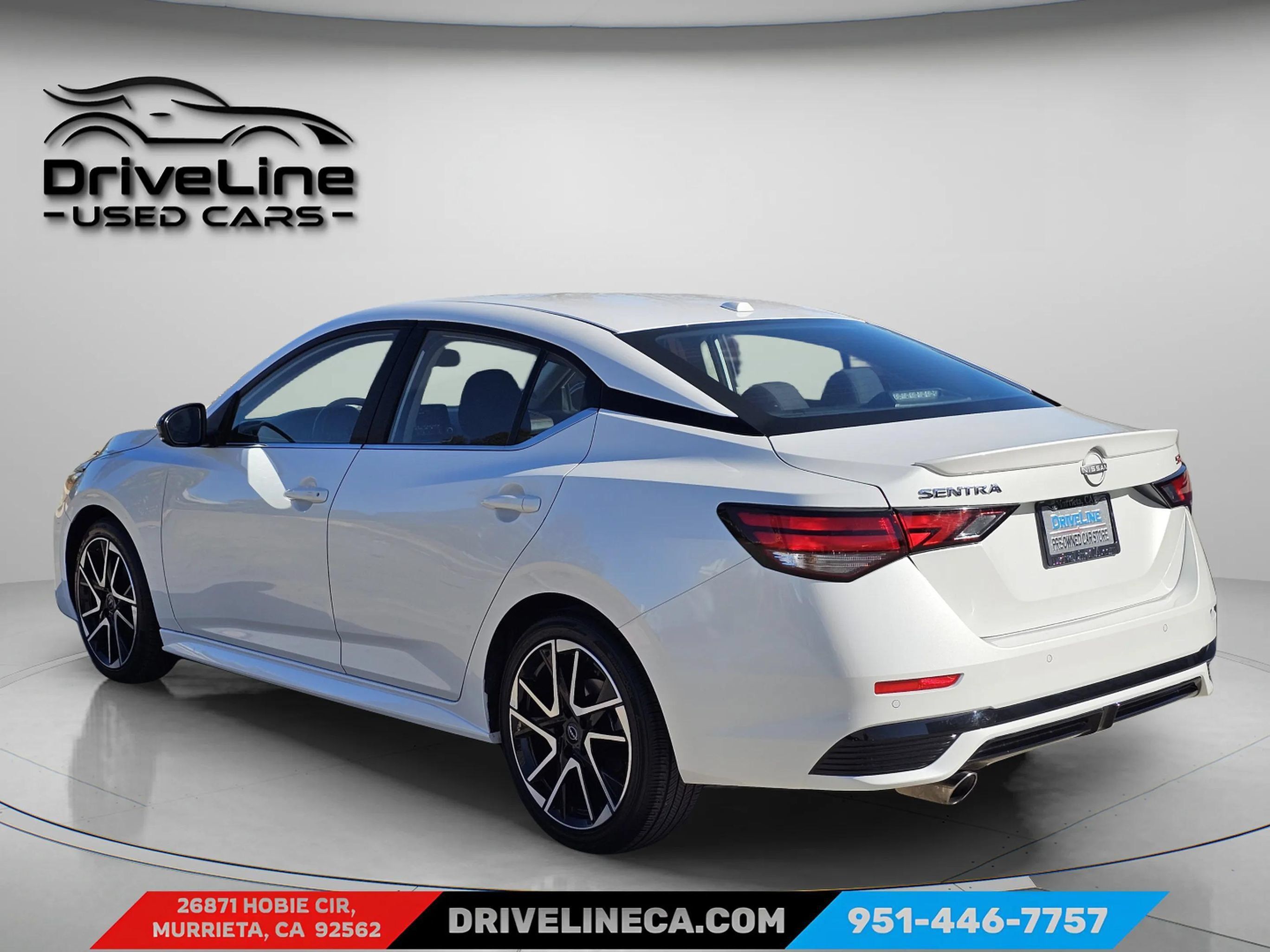 Used 2025 Nissan Sentra SR FWD image 6