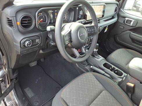 New 2026 Jeep Gladiator Mojave AWD/4WD image 4