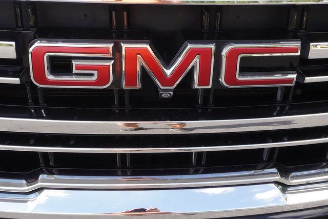 Used 2023 GMC Yukon SLT w/ SLT Premium Package AWD/4WD image 39