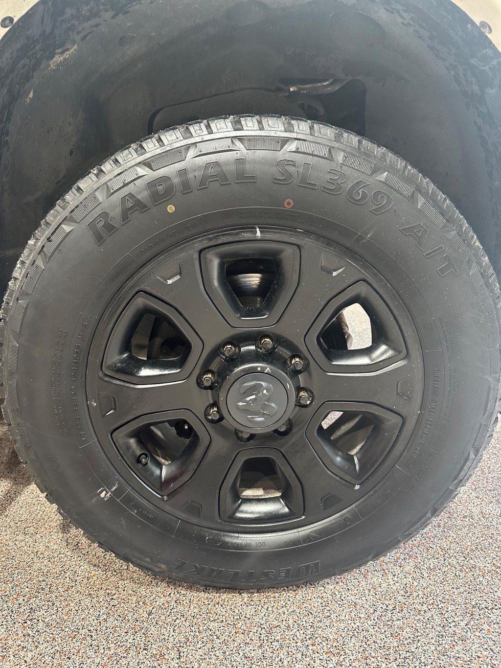 Used 2017 RAM 2500 Laramie w/ Sport Appearance Group AWD/4WD image 17