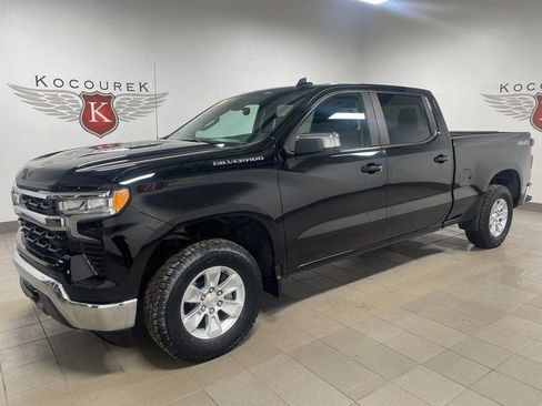 Used 2025 Chevrolet Silverado 1500 LT w/ Work Truck Package image 3