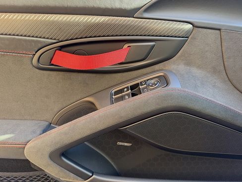 Certified 2025 Porsche 718 Cayman GT4 RS image 17