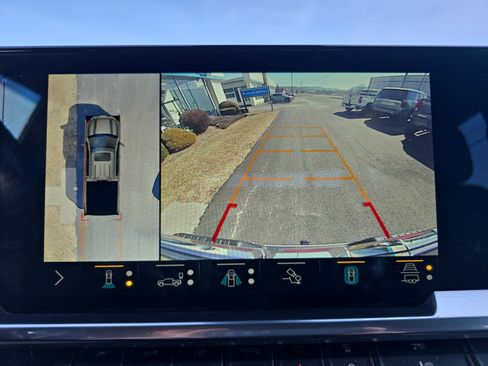 Used 2022 GMC Sierra 1500 SLE w/ Preferred Package image 27