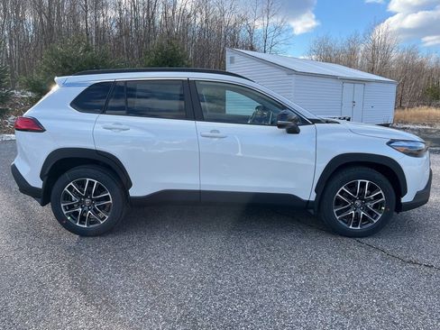 Certified 2026 Toyota Corolla Cross XLE w/ Convenience Package image 6