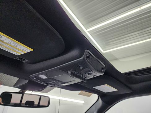 Used 2022 Ford F250 Lariat w/ Lariat Ultimate Package image 13