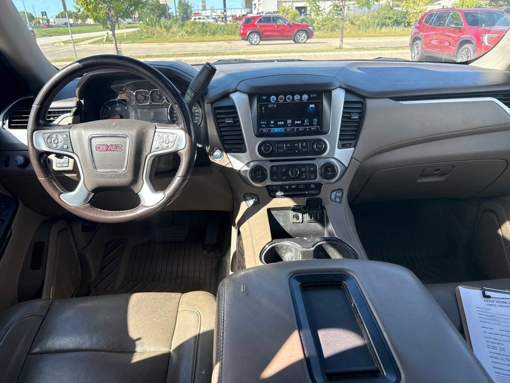 Used 2019 GMC Yukon SLT w/ Premium Edition AWD/4WD image 13