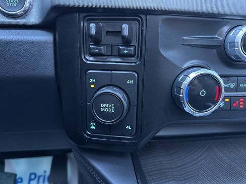 Used 2025 Ford F350 Platinum image 75