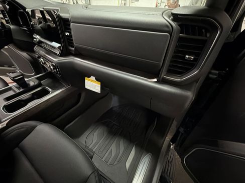 New 2026 GMC Sierra 1500 SLT w/ SLT Premium Plus Package image 29