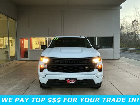 Used 2023 Chevrolet Silverado 1500 Custom image 2