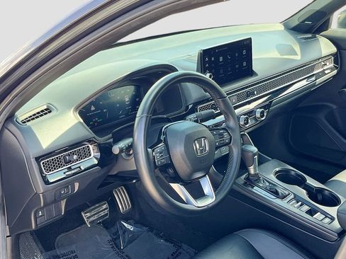 Used 2025 Honda Civic Sport Touring image 9