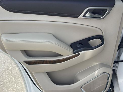 Used 2019 GMC Yukon Denali w/ Denali Ultimate Package RWD image 17