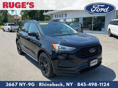 Used 2022 Ford Edge SE w/ Black Appearance Package