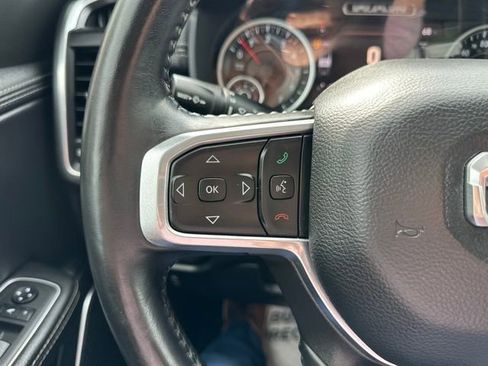 Used 2022 RAM 1500 Laramie AWD/4WD image 22