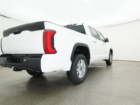 New 2026 Toyota Tundra SR5 AWD/4WD image 15