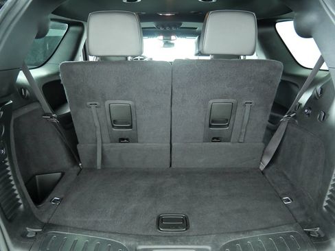 Used 2022 Dodge Durango R/T w/ Blacktop Package AWD/4WD image 17