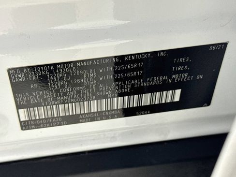 Used 2021 Toyota RAV4 XLE w/ Convenience Package AWD/4WD image 40