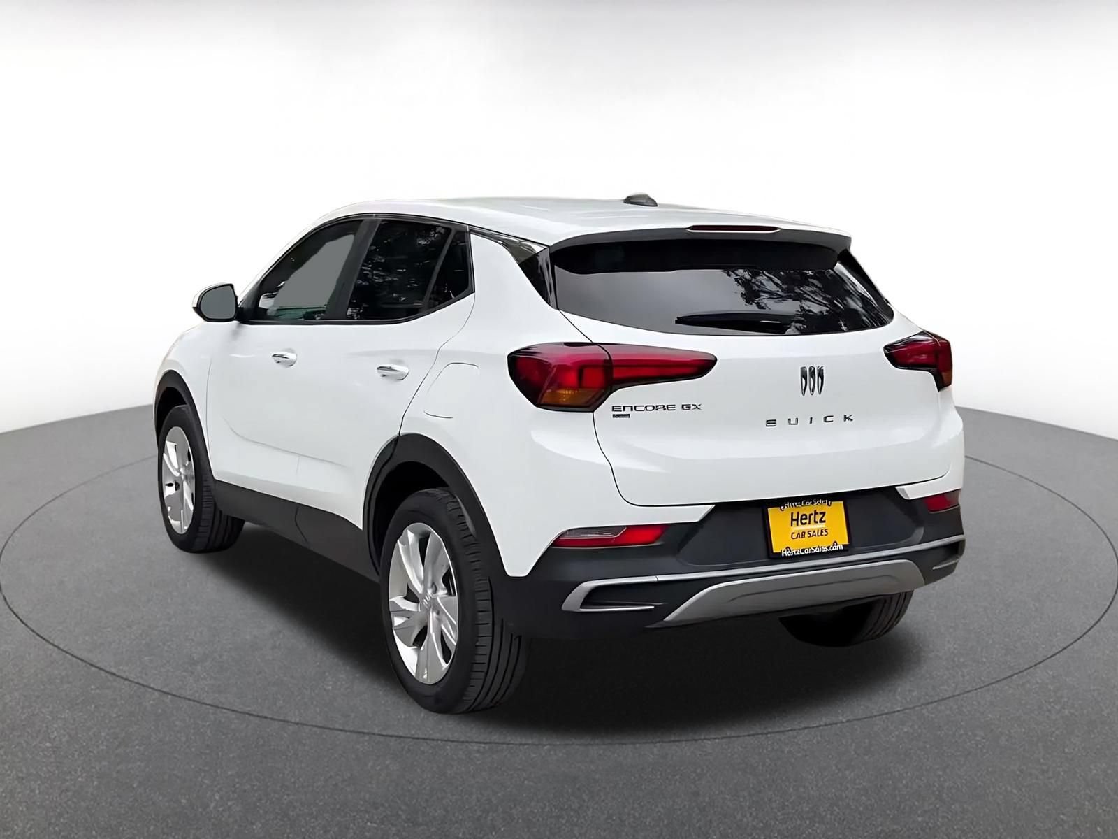 Used 2025 Buick Encore GX Preferred AWD/4WD image 10