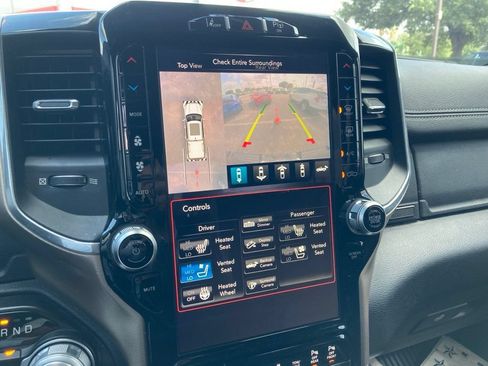 Used 2019 RAM 1500 Laramie AWD/4WD image 24