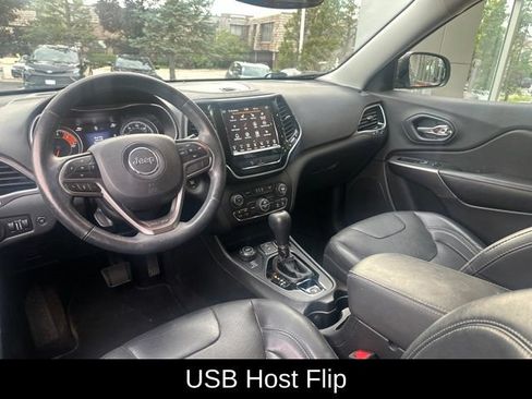 Used 2019 Jeep Cherokee Limited AWD/4WD image 18