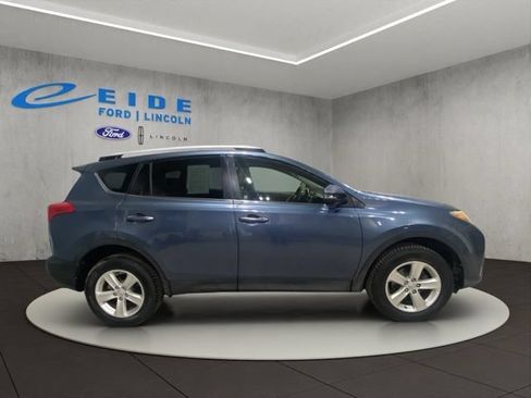 Used 2013 Toyota RAV4 XLE FWD image 7