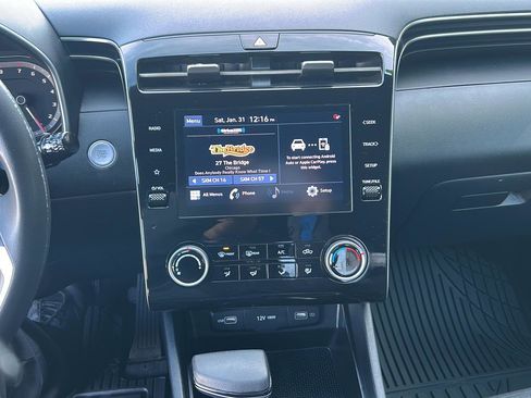 Used 2022 Hyundai Santa Cruz SEL image 8