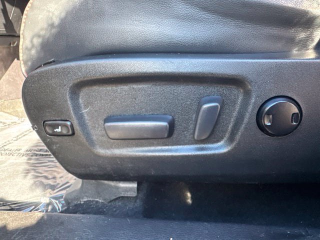 Used 2019 Toyota Highlander SE AWD/4WD image 21