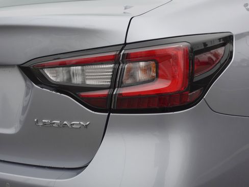 Certified 2025 Subaru Legacy Limited image 5