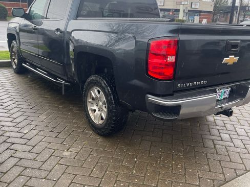 Used 2017 Chevrolet Silverado 1500 LT w/ All Star Edition image 4