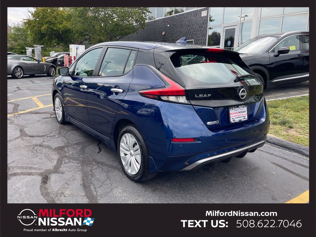 Certified 2024 Nissan Leaf S FWD image 3