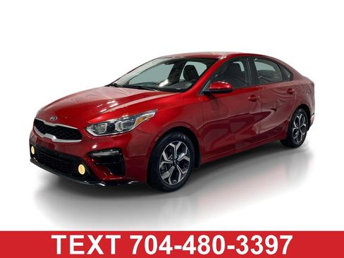 Used 2021 Kia Forte LXS FWD image 1