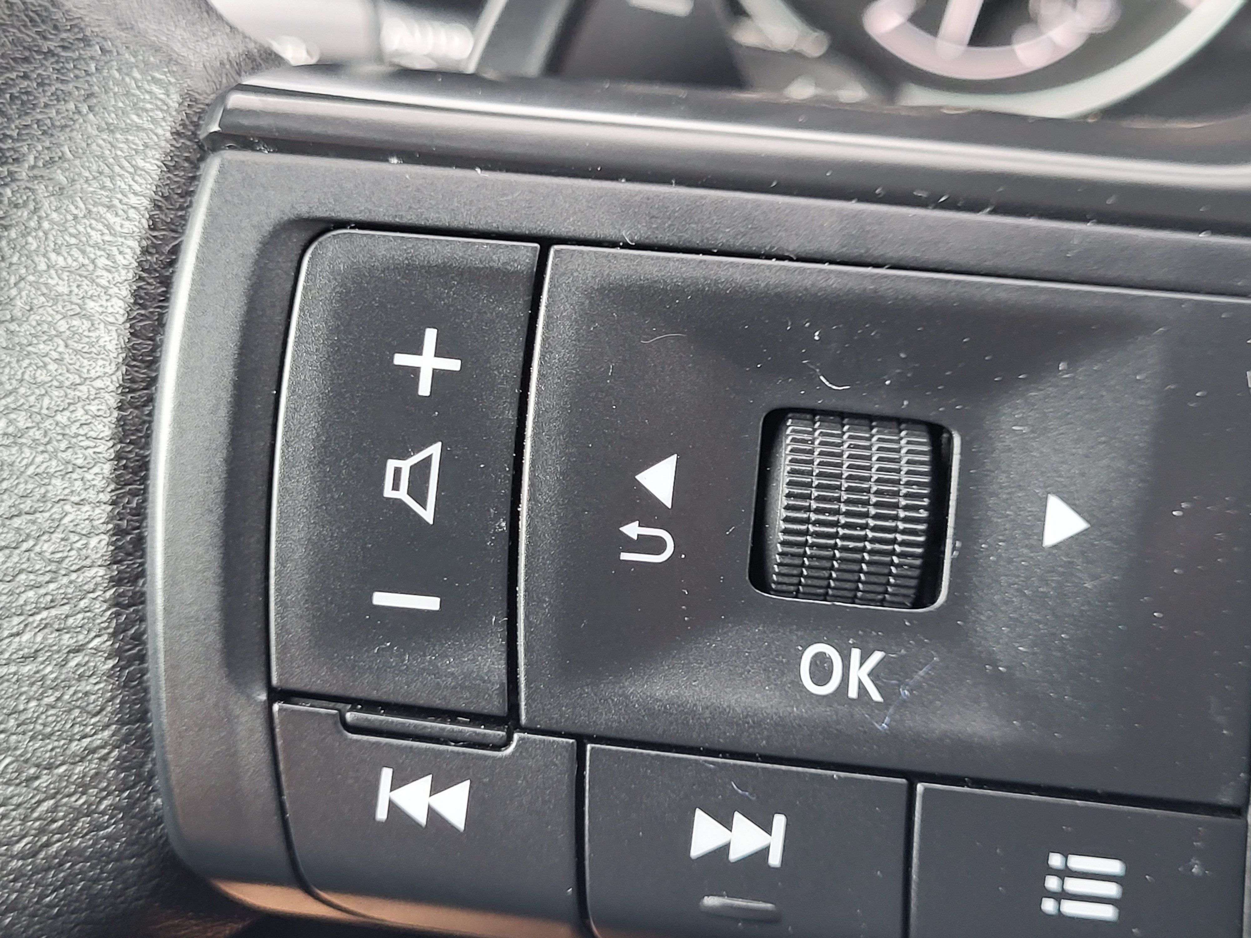 Certified 2025 Nissan Rogue S AWD/4WD image 29