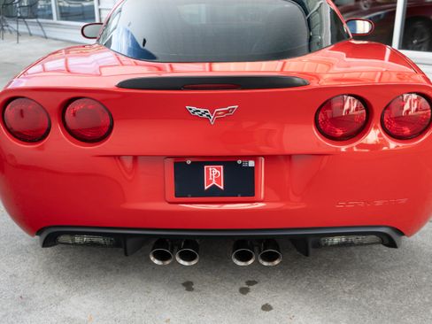 Used 2008 Chevrolet Corvette Z06 w/ Preferred Equipment Group image 6