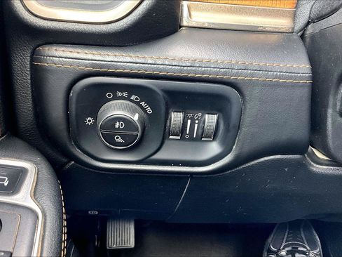 Used 2019 RAM 3500 Limited AWD/4WD image 36