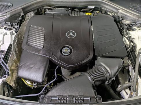 Certified 2025 Mercedes-Benz GLC 300 image 22