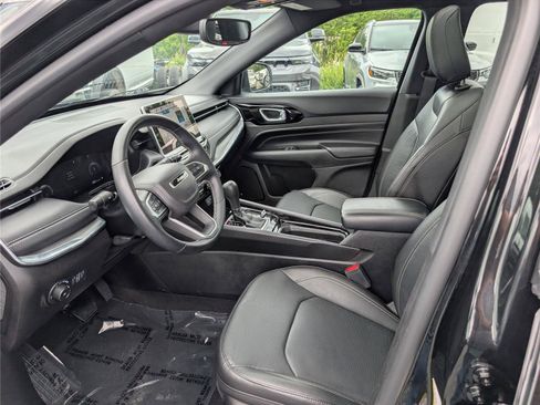 Used 2022 Jeep Compass High Altitude AWD/4WD image 16