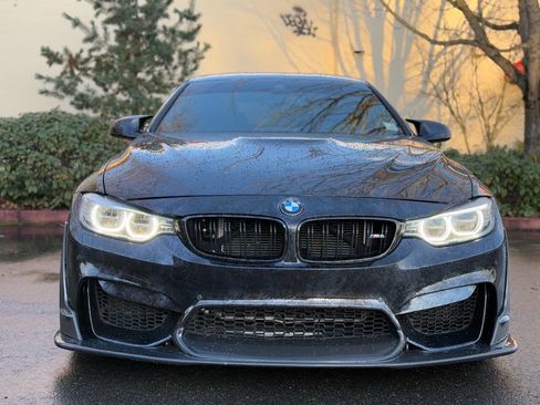 Used 2015 BMW M4 Coupe w/ Executive Package image 3